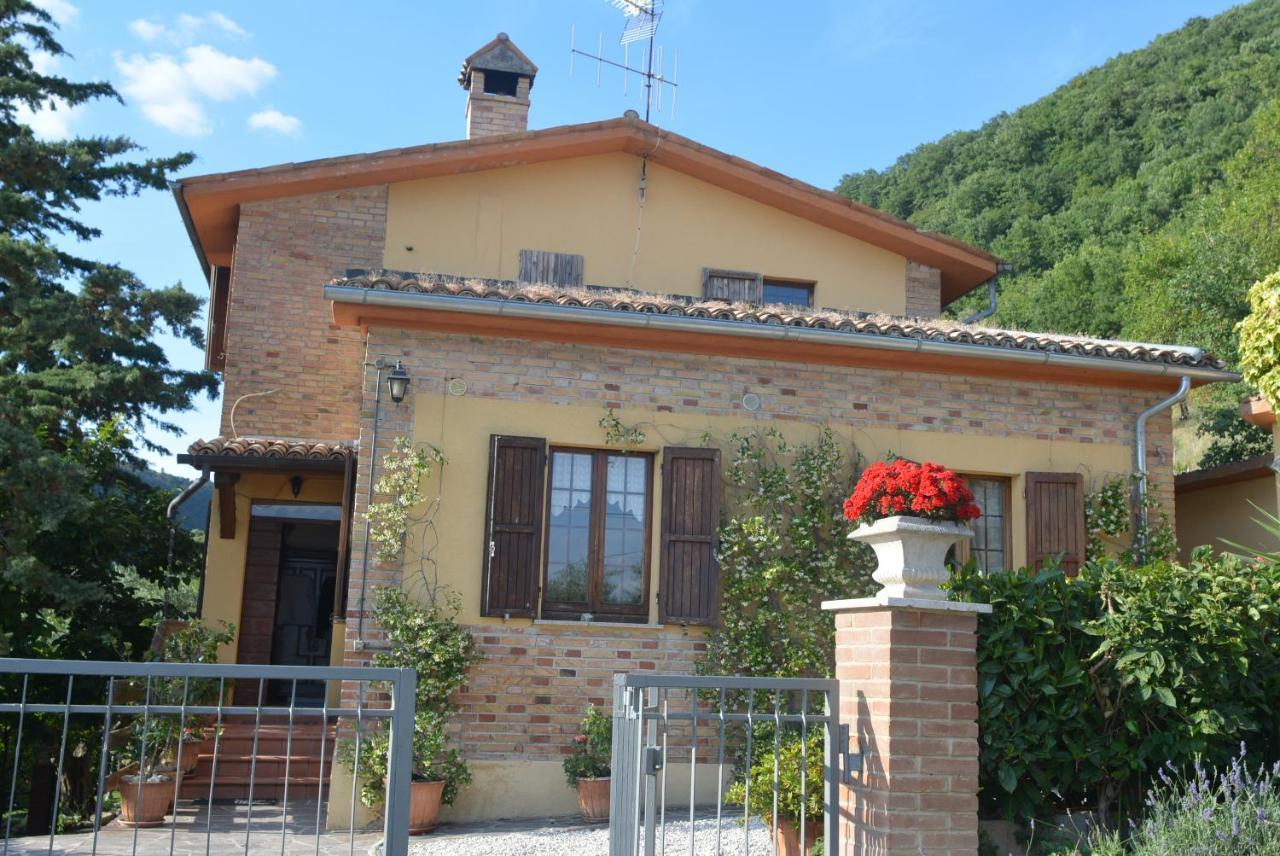 Villa Mischianti Gubbio Exterior foto